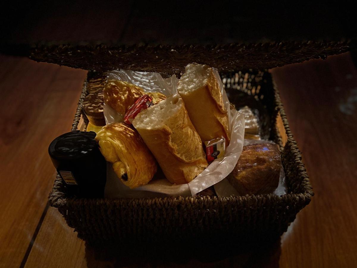 Bed and Breakfast Au Fil De L'O Bisseuil Zewnętrze zdjęcie